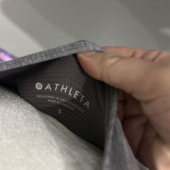 Athleta Gray Twist Crop Top S - Picture 4 of 4